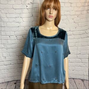 Girl . By Band of Outsiders Blue Silk Short Sleeve Top Size 4 US L